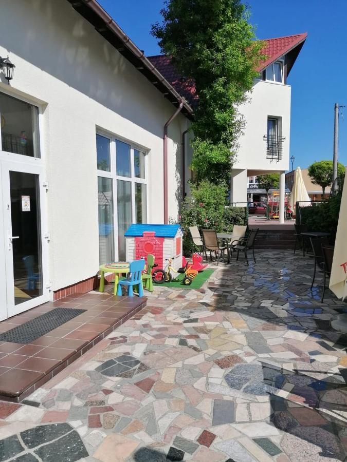 Dziwnow Wczasowisko Apartment ภายนอก รูปภาพ